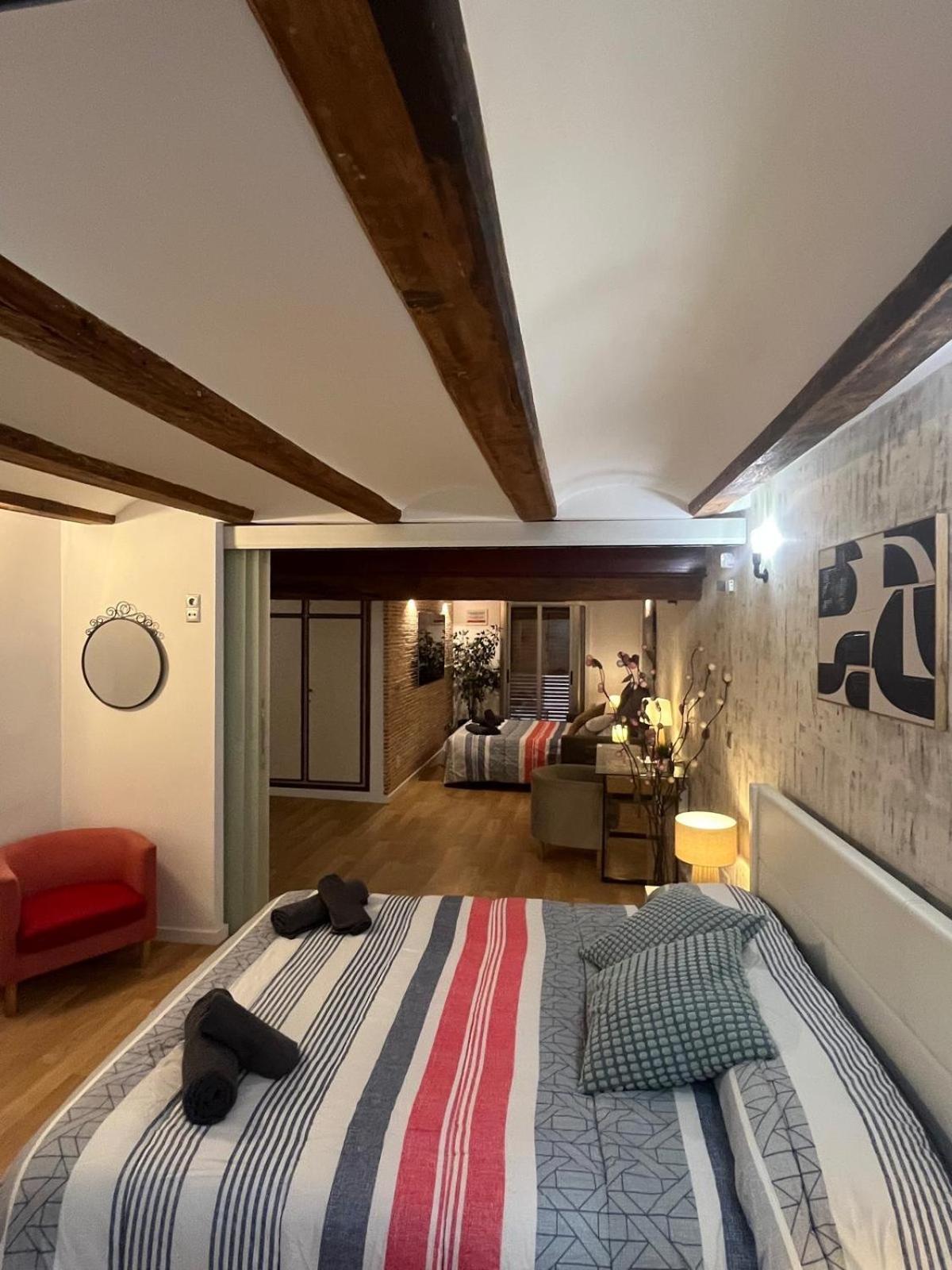 Apartamentos El Olivo Valencia Eksteriør bilde